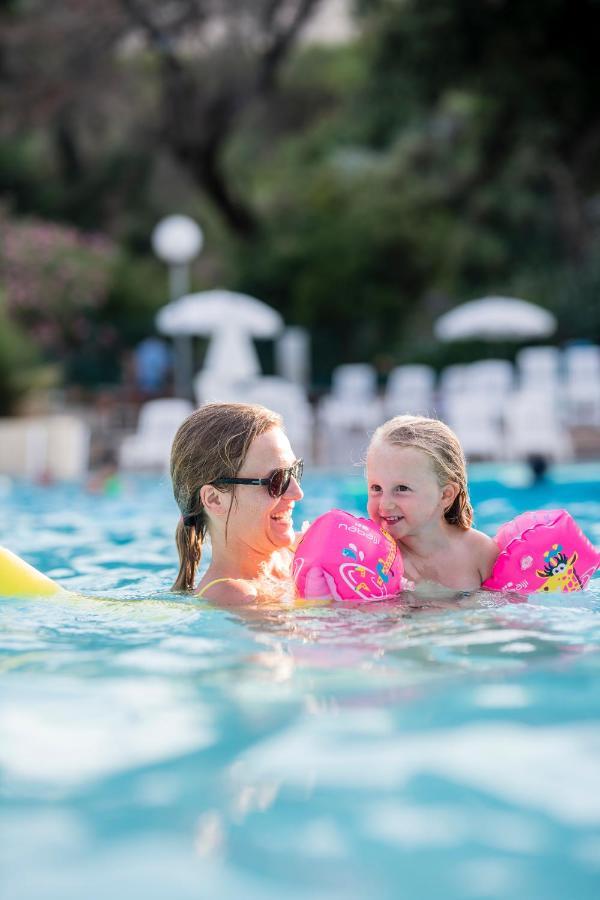 Villages Clubs Du Soleil - Le Reverdi Hotel